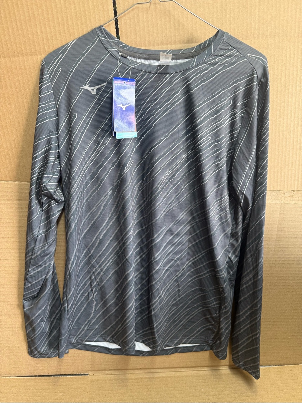 New Mizuno Women Long Sleeve Top in Charcoal